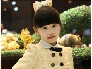 笛莎童装2011年秋冬装秀时尚
